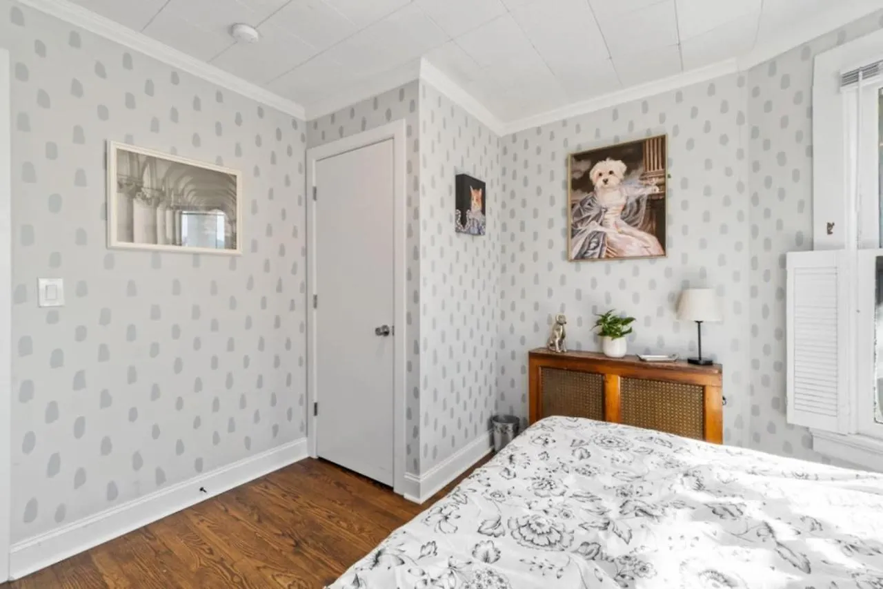 The Whimsical I Villa New York